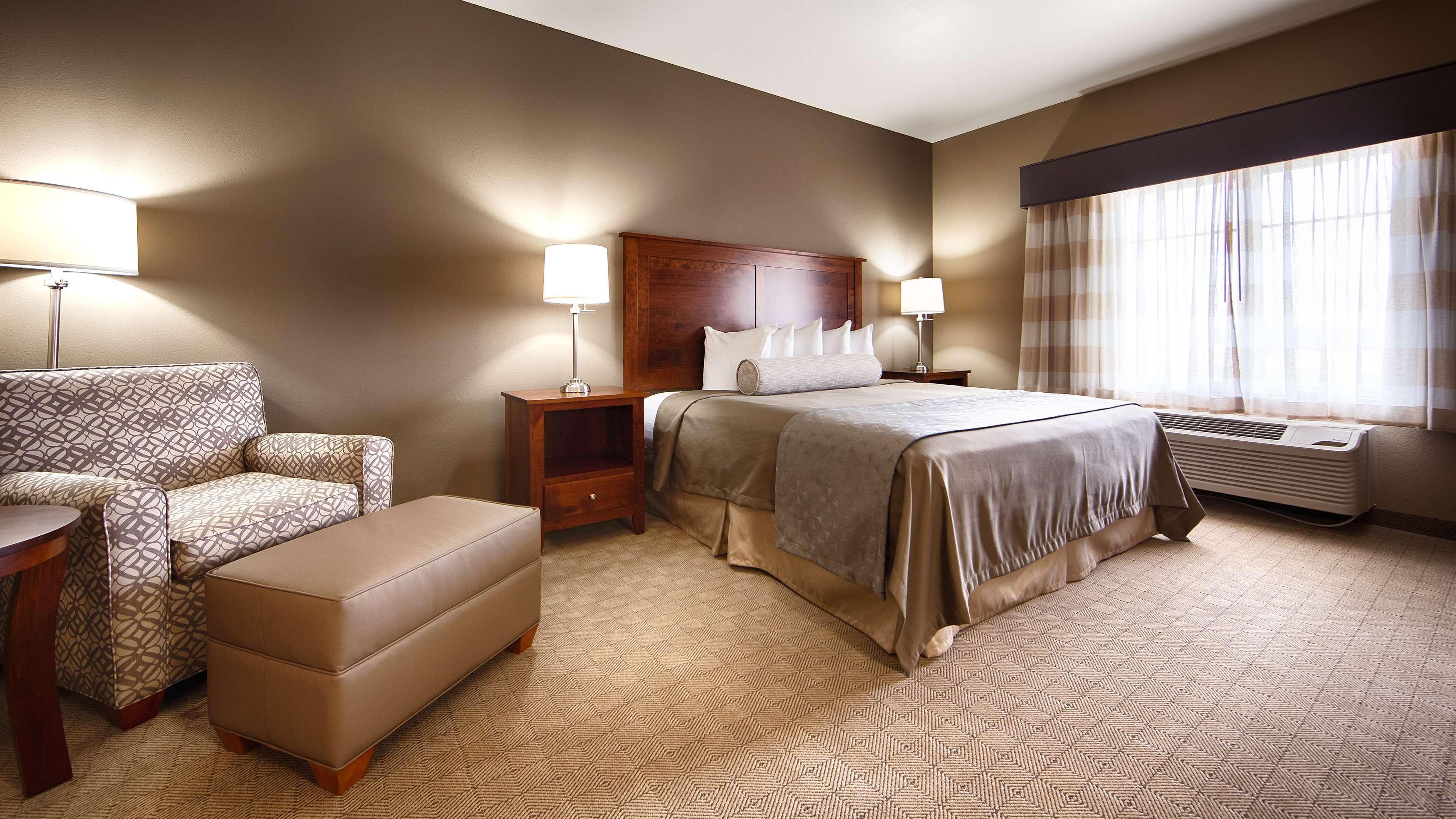Best Western Plus Green Mill Village Hotel & Suites Arcola Eksteriør bilde