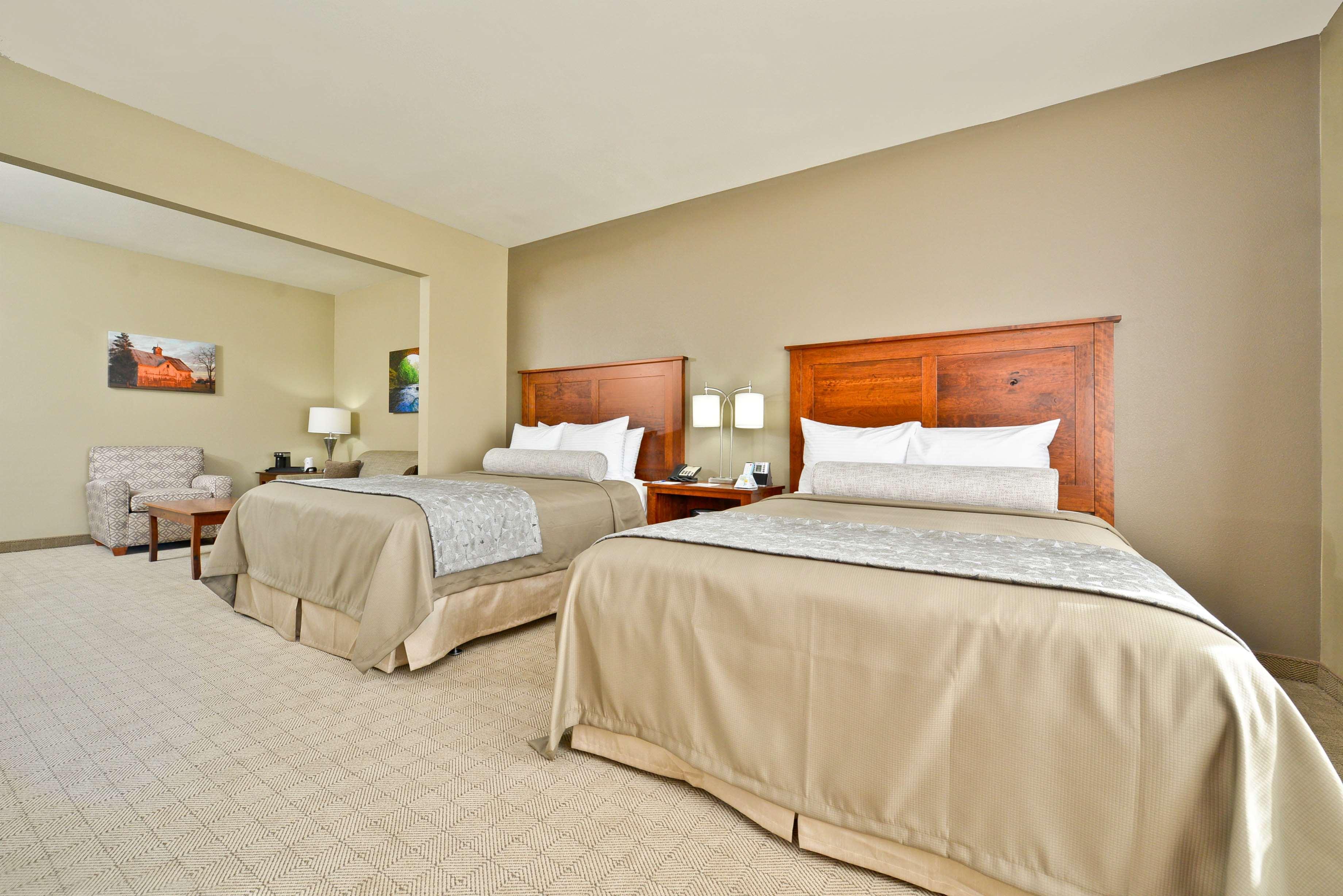 Best Western Plus Green Mill Village Hotel & Suites Arcola Eksteriør bilde