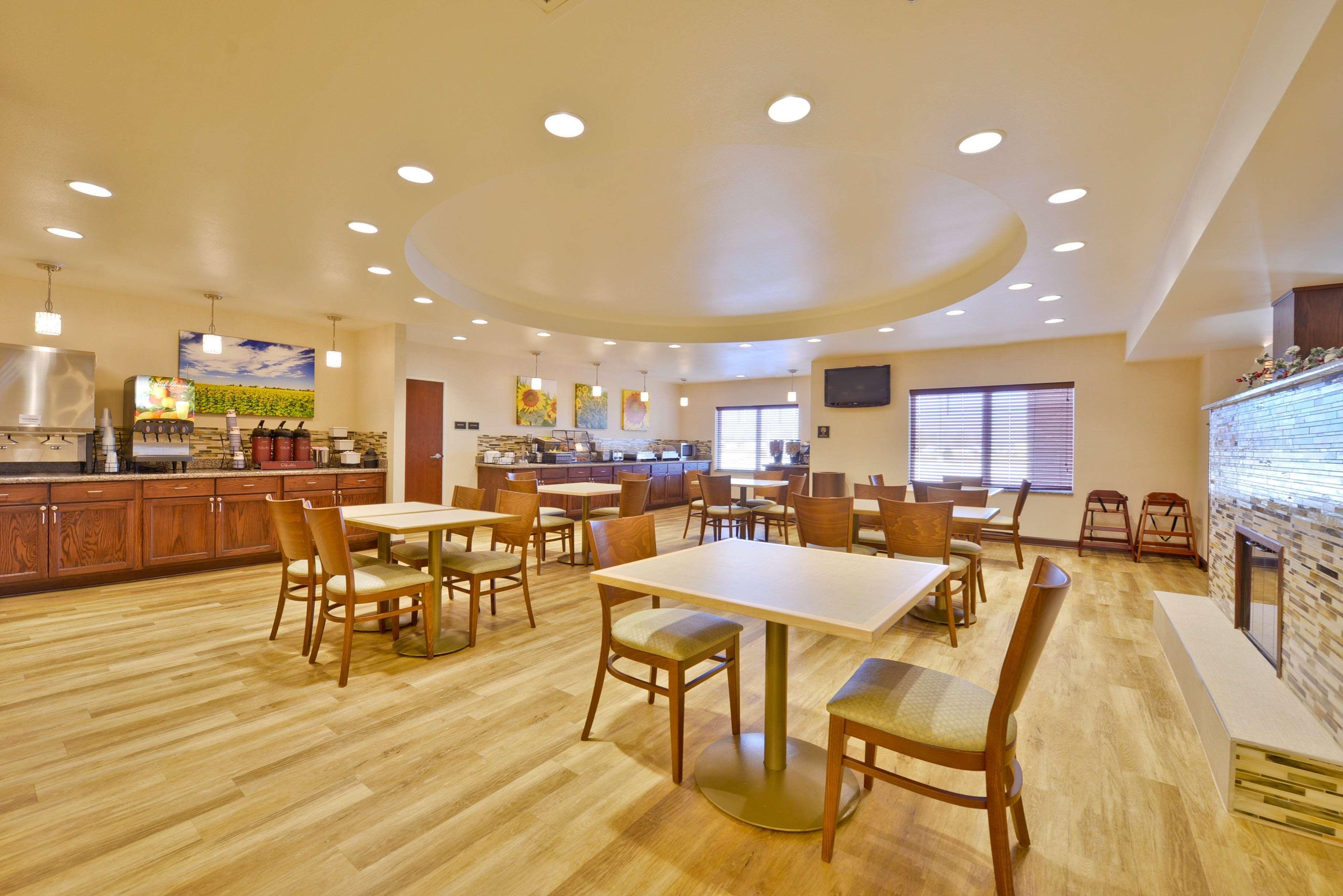 Best Western Plus Green Mill Village Hotel & Suites Arcola Eksteriør bilde
