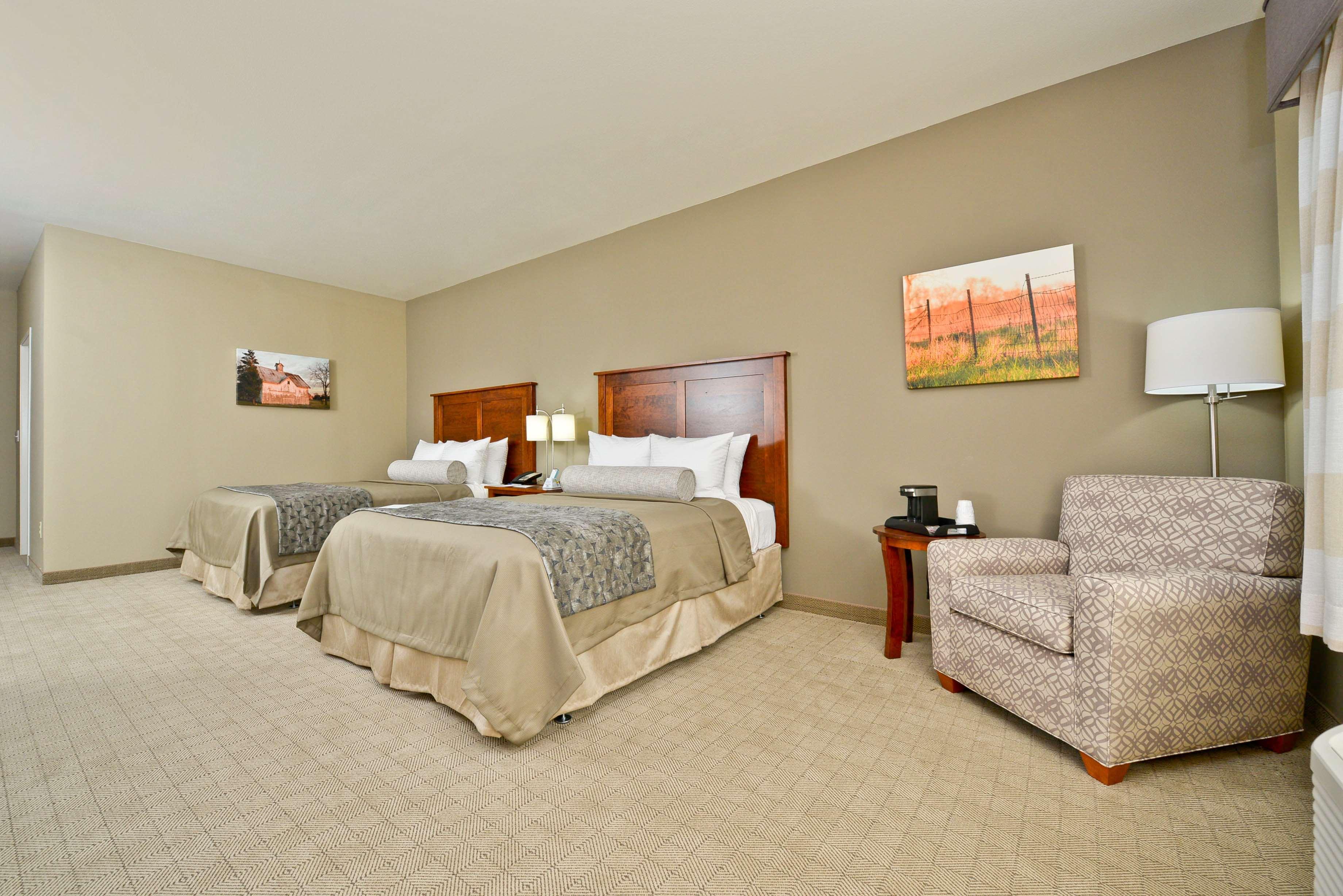 Best Western Plus Green Mill Village Hotel & Suites Arcola Eksteriør bilde