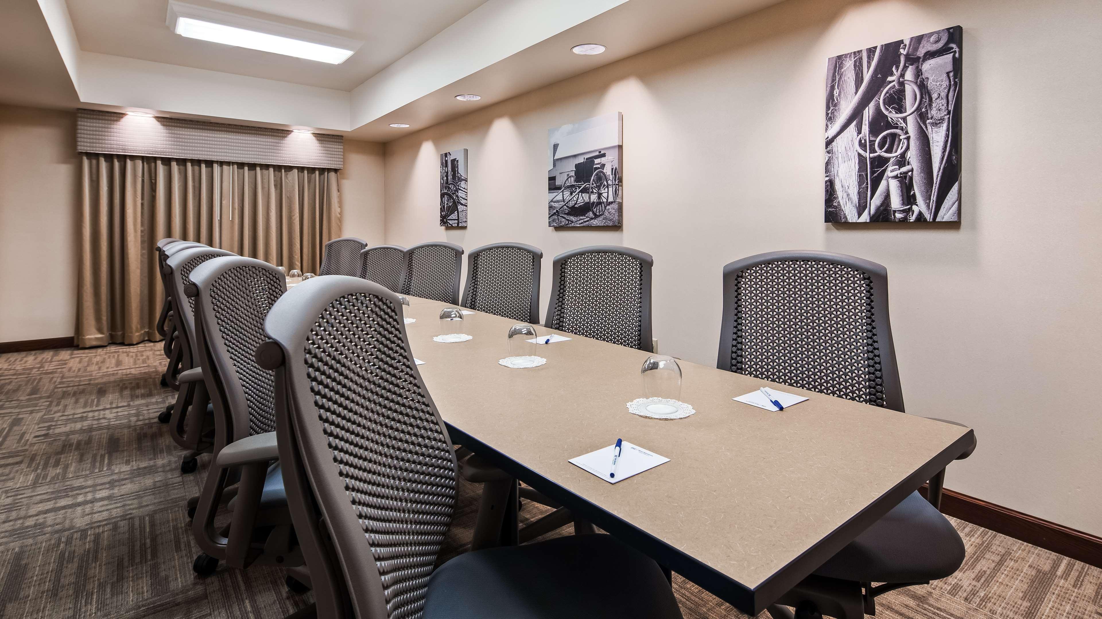 Best Western Plus Green Mill Village Hotel & Suites Arcola Eksteriør bilde