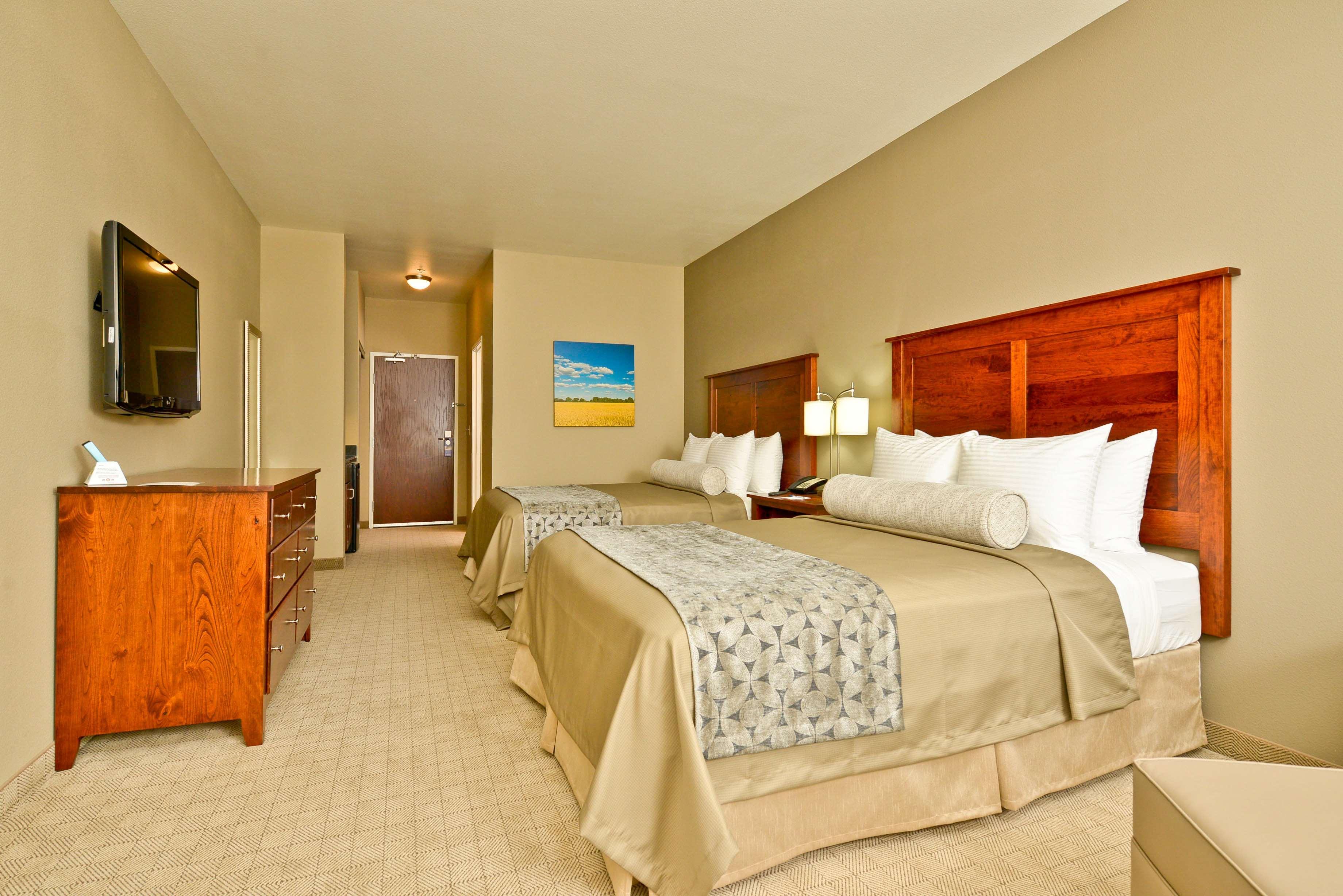 Best Western Plus Green Mill Village Hotel & Suites Arcola Eksteriør bilde